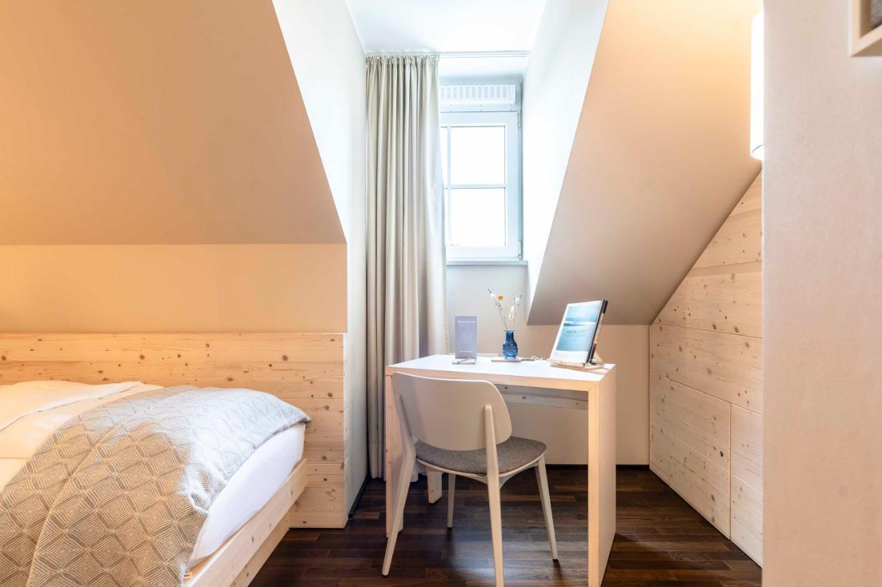 Feldmochinger Hof Hotel Мюнхен Екстериор снимка