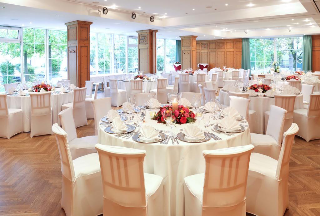 Feldmochinger Hof Hotel Мюнхен Екстериор снимка