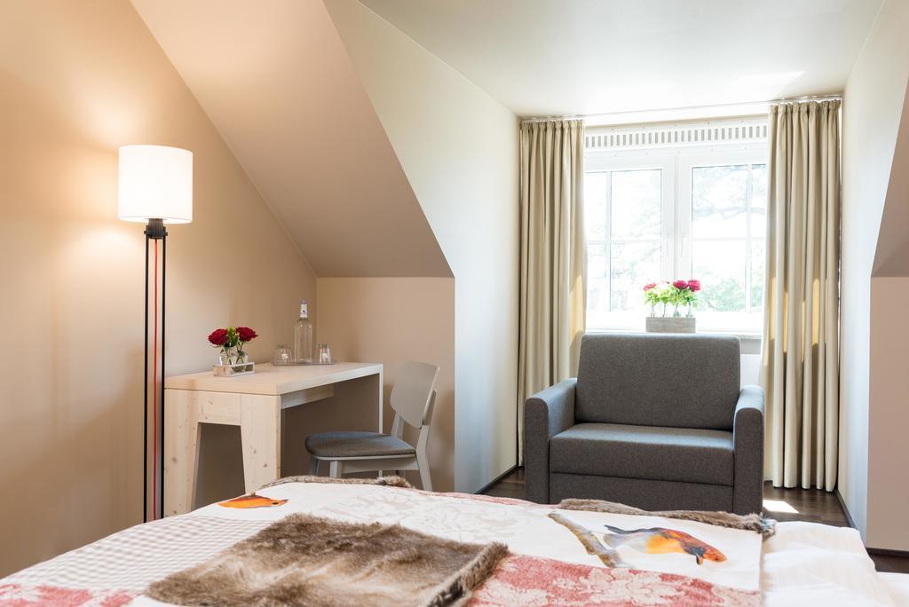 Feldmochinger Hof Hotel Мюнхен Екстериор снимка