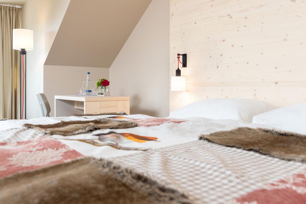 Feldmochinger Hof Hotel Мюнхен Екстериор снимка